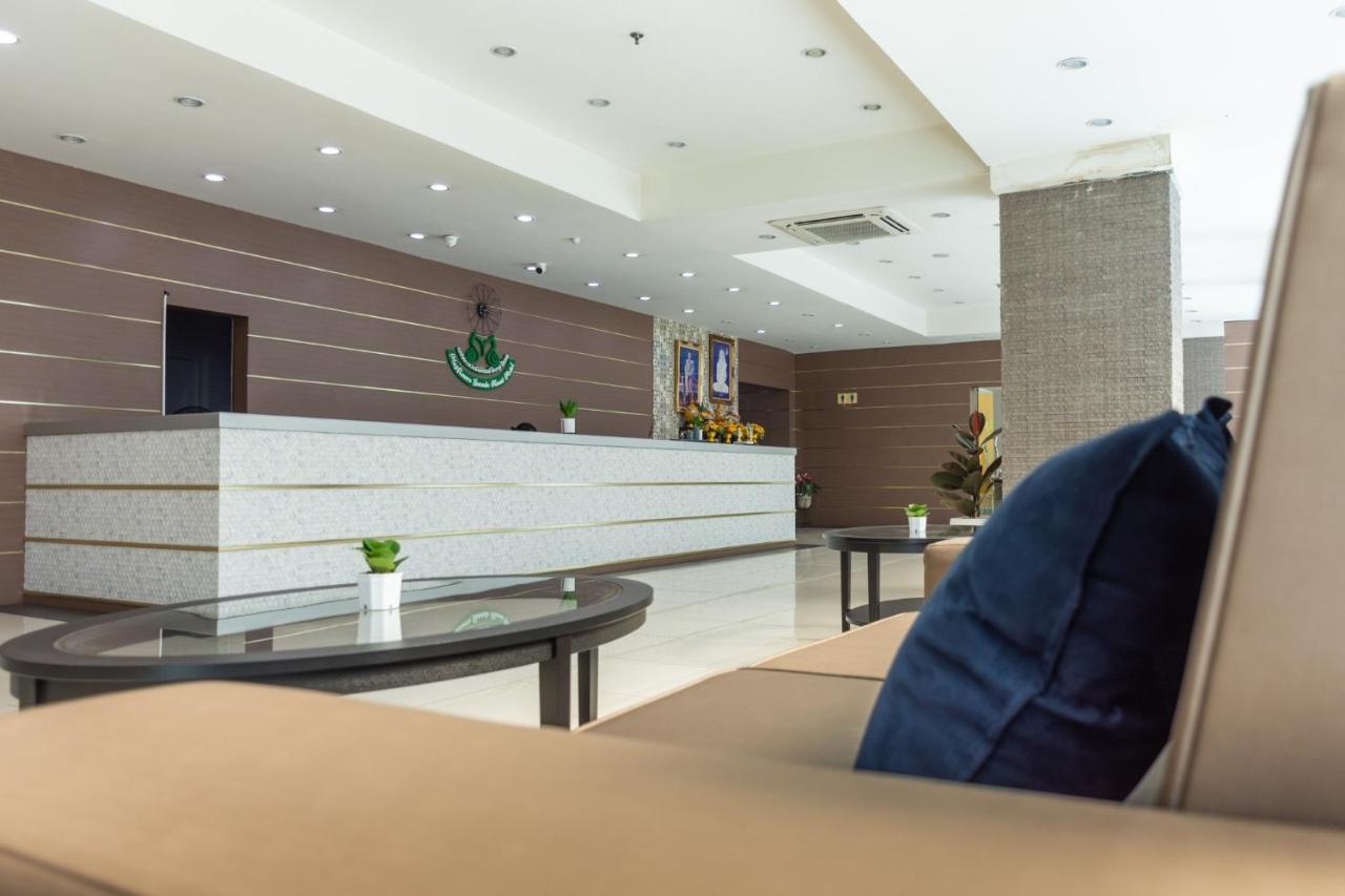 Mayflower Grand Hotel Korat Nakhon Ratchasima Extérieur photo