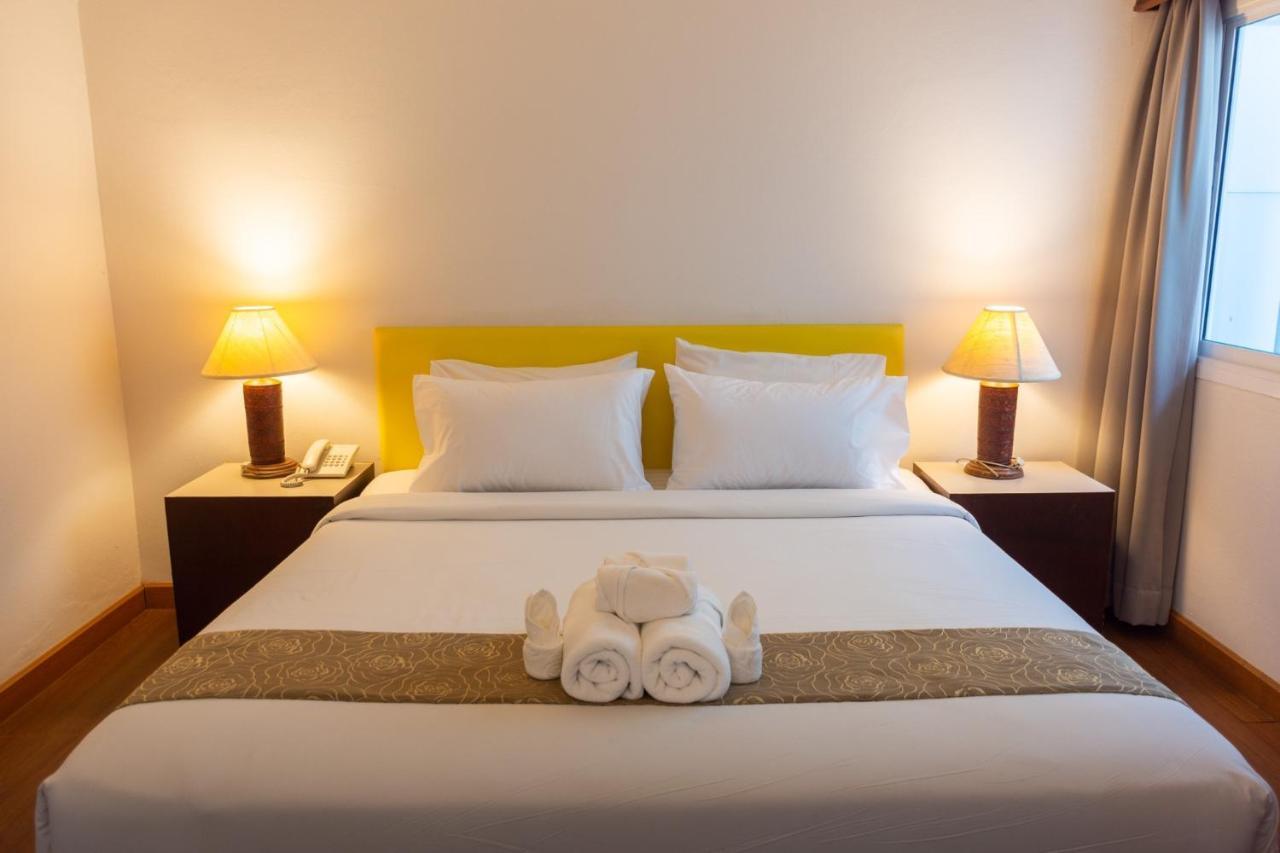 Mayflower Grand Hotel Korat Nakhon Ratchasima Extérieur photo
